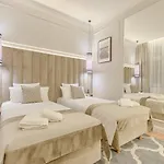 Molo Aparthotel